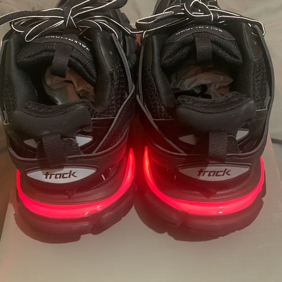 Balenciaga Track Led - Picture 3 of 3